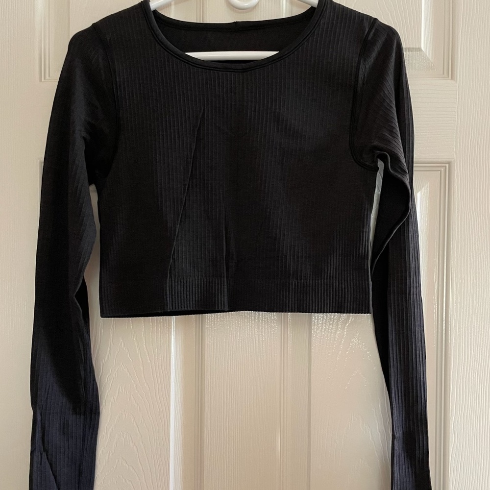 Lululemon Ebb to Street Black Long sleeve (size 10)